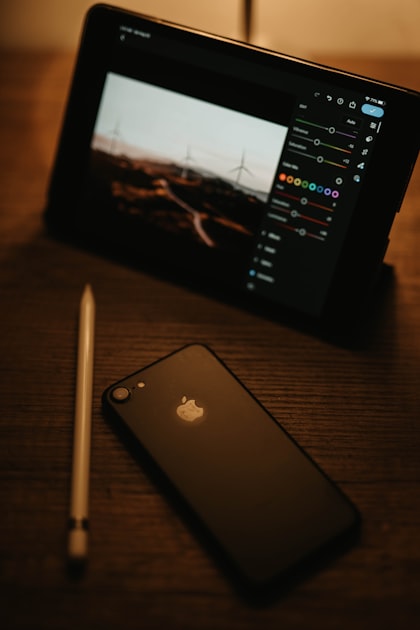 iPhone vs. Android: Which is Better?